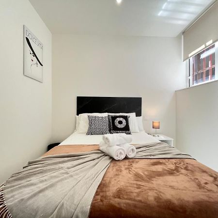 Appartamento Acogedor Infanta Mercedes Madrid Esterno foto