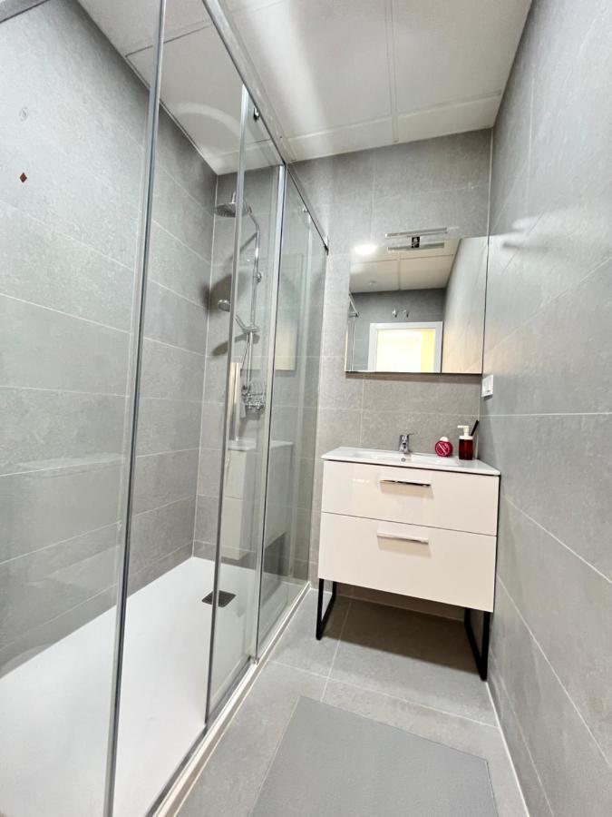 Appartamento Acogedor Infanta Mercedes Madrid Esterno foto