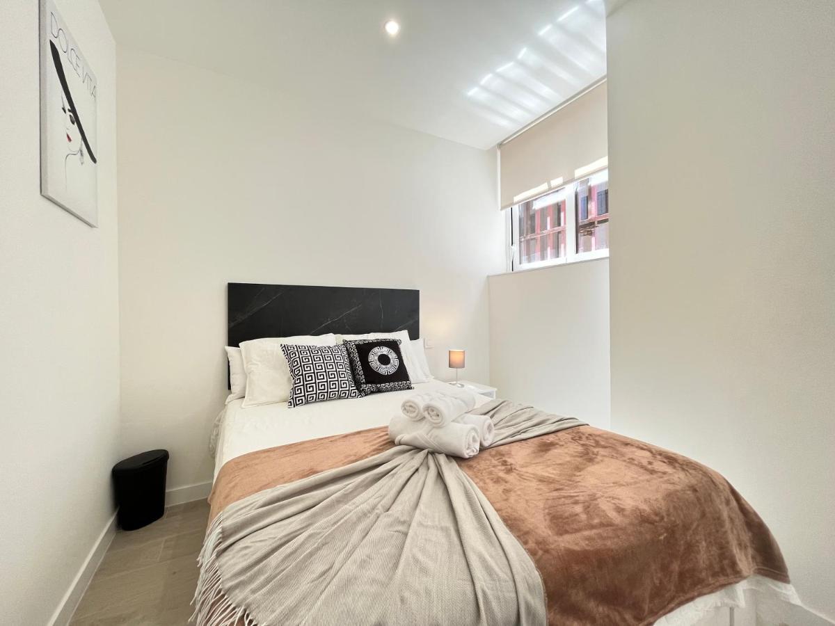 Appartamento Acogedor Infanta Mercedes Madrid Esterno foto