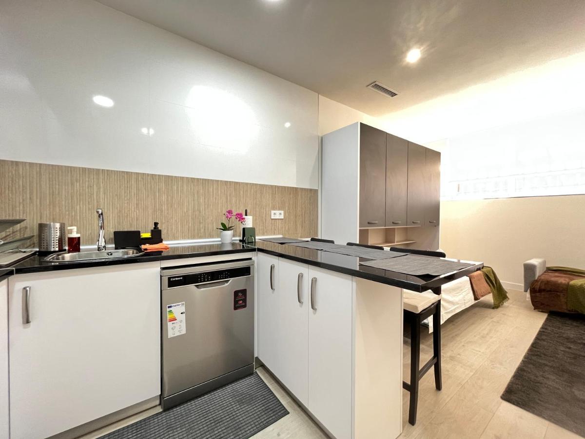 Appartamento Acogedor Infanta Mercedes Madrid Esterno foto